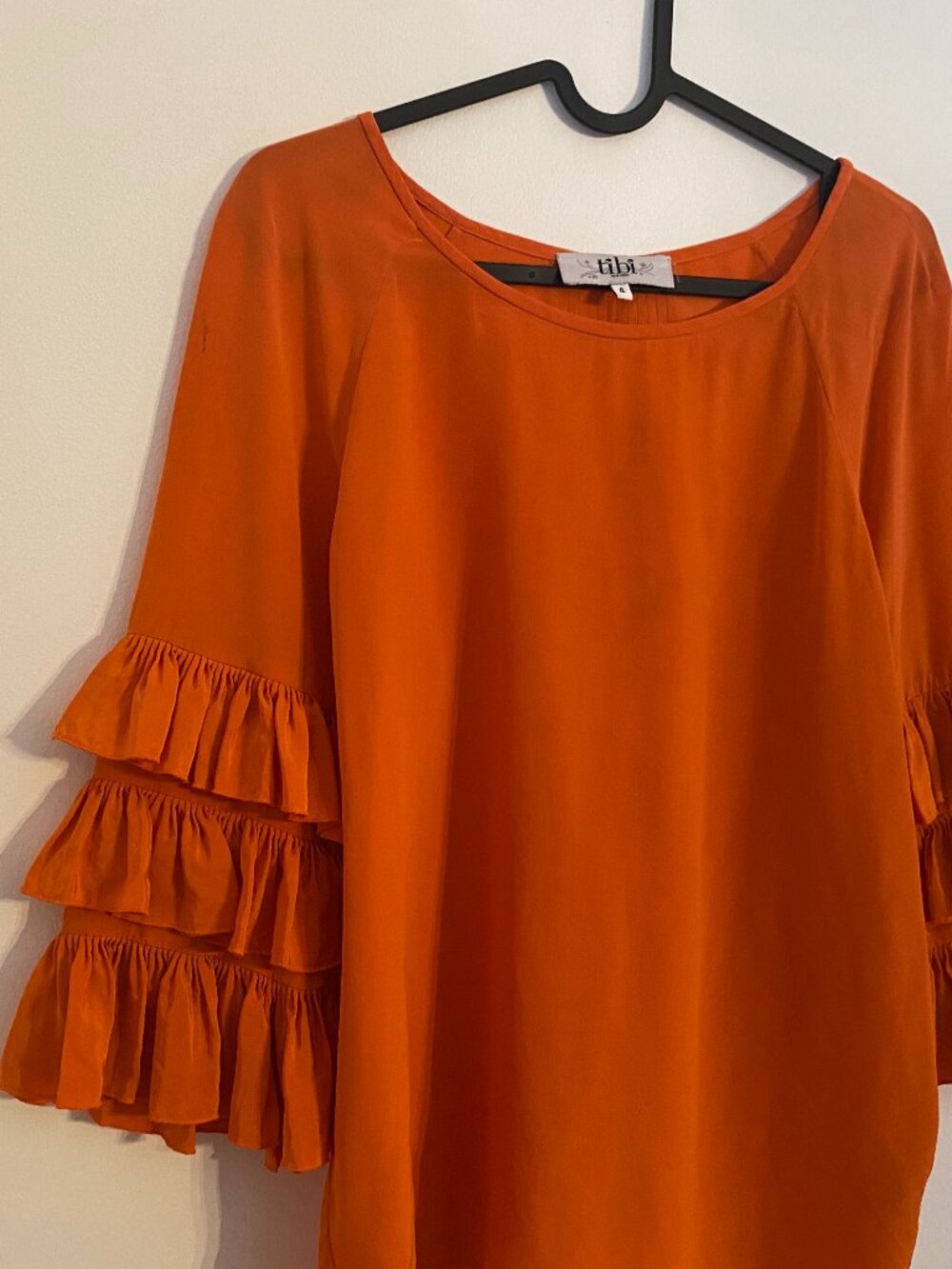 Tibi Orange Ruffle Sleeve 100% Silk Blouse Size 4 - Picture 3 of 7